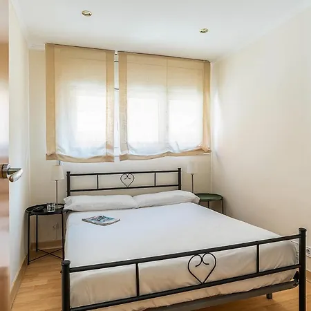 Ab San Mariano - Park Guell Apartman *